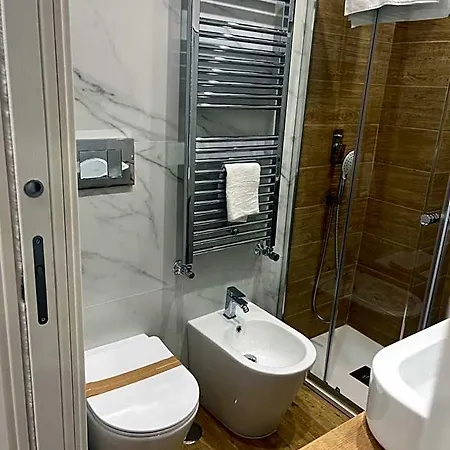 Residenza Cristforo Colombo * Кротоне